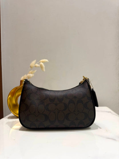 Coach Teri